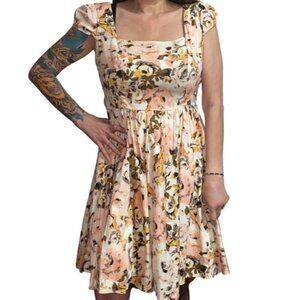 Sz.12*Hearts & Roses*Peach & White Party Dress--Black Tulle Slip Shows at Hem